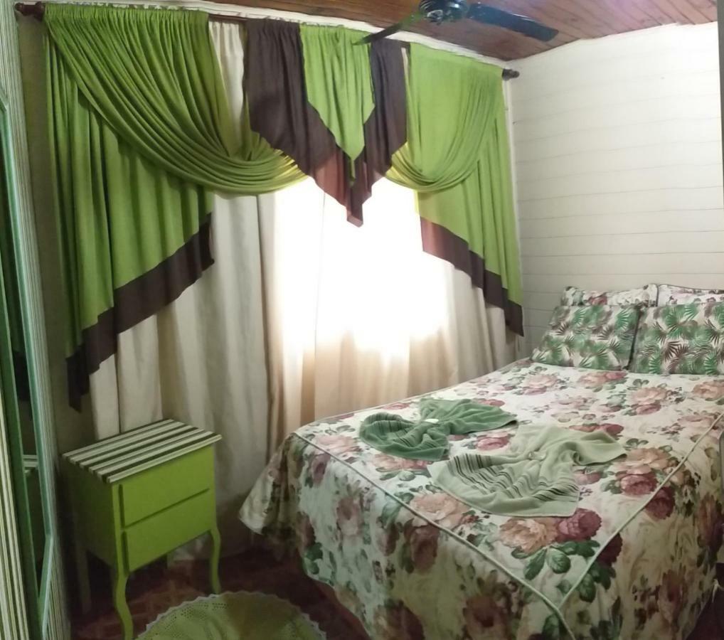 Hotel Casa De Temporada Familiar à Urubici Extérieur photo